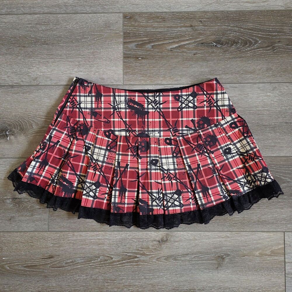 Current Mood NWT Women's Pleated Plaid Mini Skirt M Punk Emo Goth Dolls Kill